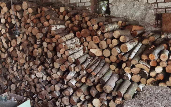 Zbiórka Pomagamy - zbiórka na opał - zdjęcie główne