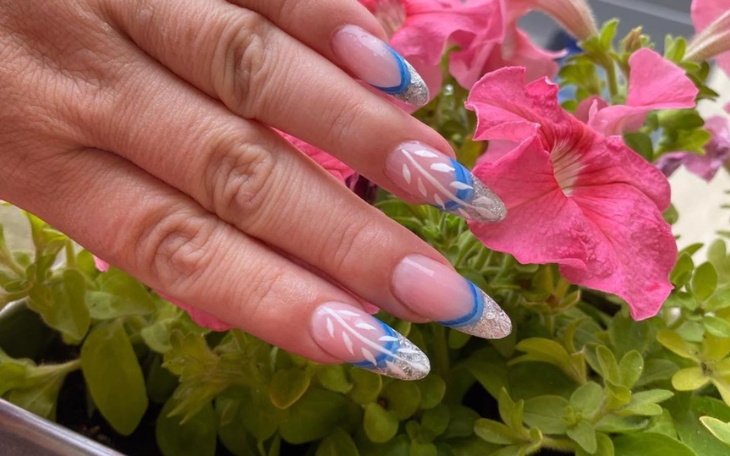 Zbiórka zbieram na narzędzia do paznokci - zdjęcie główne