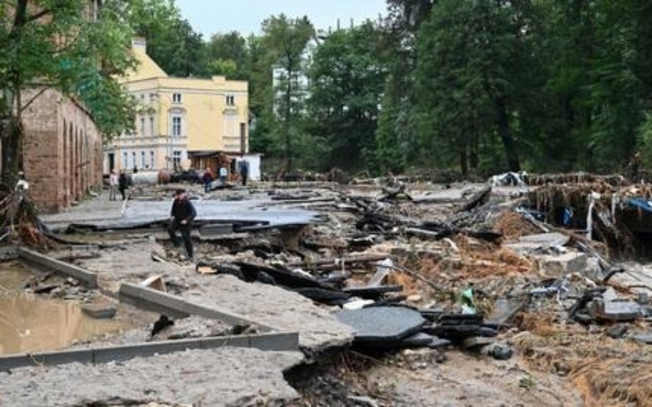 Zbiórka Zakup leków dla powodzian - zdjęcie główne