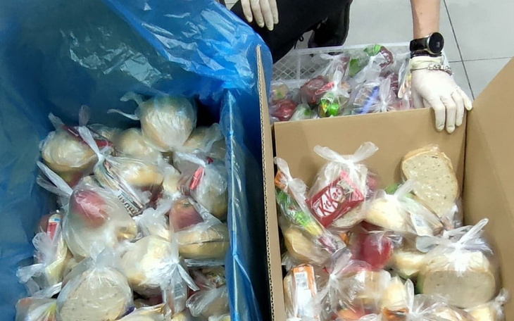 Zbiórka Rzeszów pomaga uchodźcom - zdjęcie główne