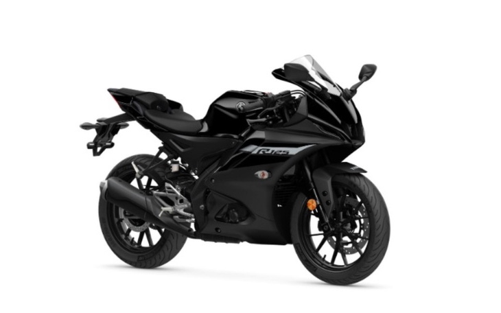 Zbiórka Motocykl - Yamaha 125r - zdjęcie główne