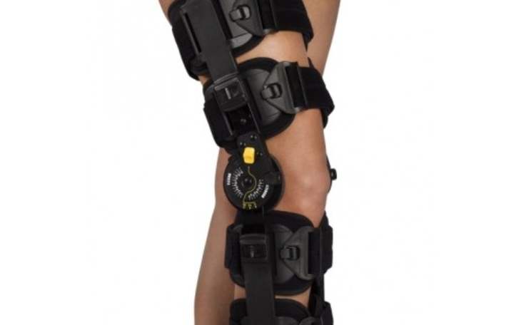 Zbiórka Na orteze na kolano - zdjęcie główne