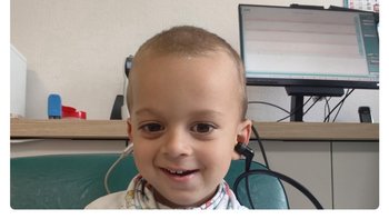 Zbiórka Pomóż Arturkowi odzyskać słuch! - miniaturka zdjęcia