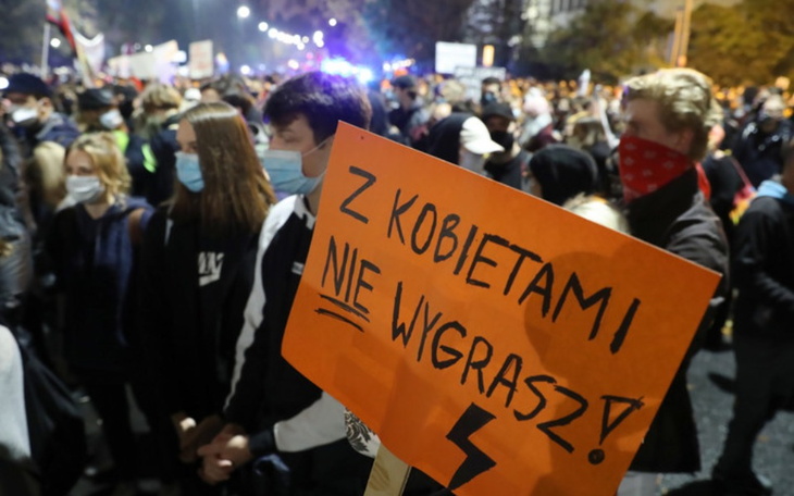 Zbiórka Wolność, równość Strajk kobiet - zdjęcie główne