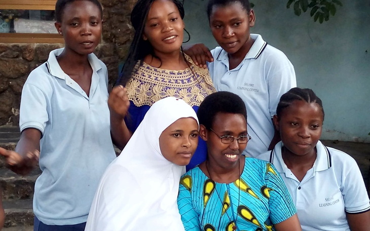 Zbiórka Pomóżmy kobietom z Tandale - zdjęcie główne