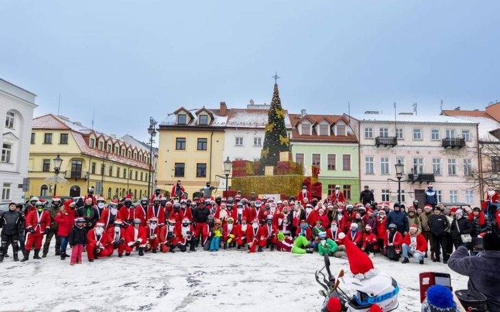 Zbiórka MotoMikołaje Płock 2024 - zdjęcie główne