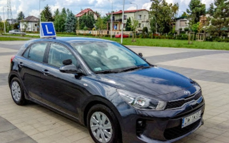 Zbiórka Na prawo jazdy B B - zdjęcie główne