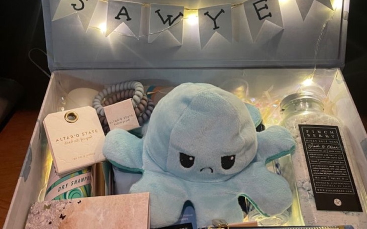 Zbiórka prezent dla mamusii - zdjęcie główne