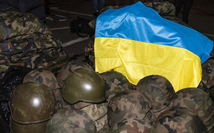 Zbiórka Kamizelki kuloodporne, hełmy - zdjęcie główne