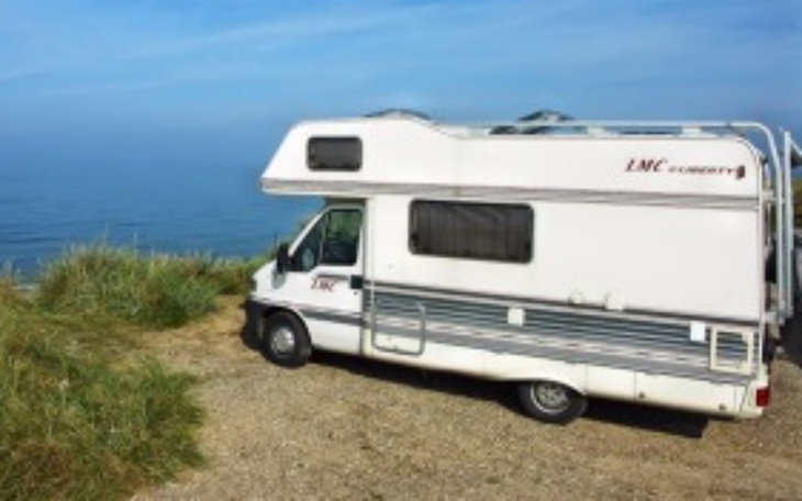 Zbiórka Kamperem przez świat - zdjęcie główne