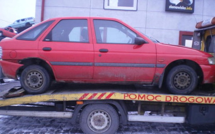 Zbiórka zbieramy na autko(jeżdżę fordem) - zdjęcie główne