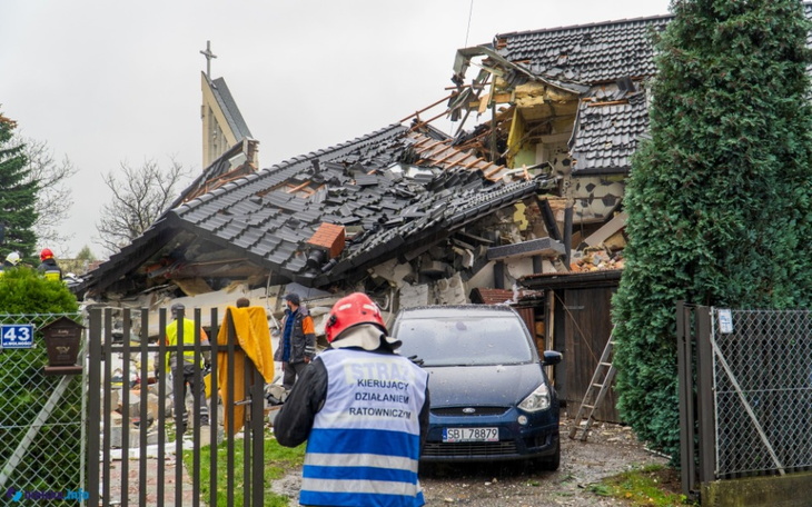 Zbiórka Pomoc w odbudowie domu wybuchu - zdjęcie główne