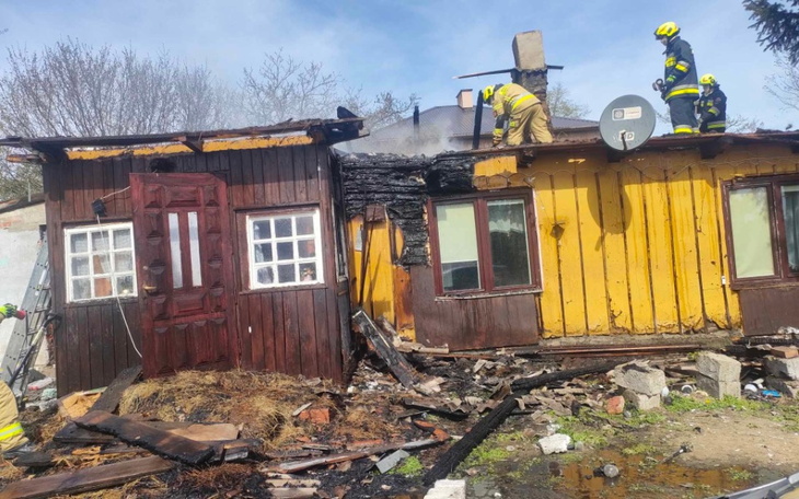 Zbiórka Pożar domu drewnianego. - zdjęcie główne