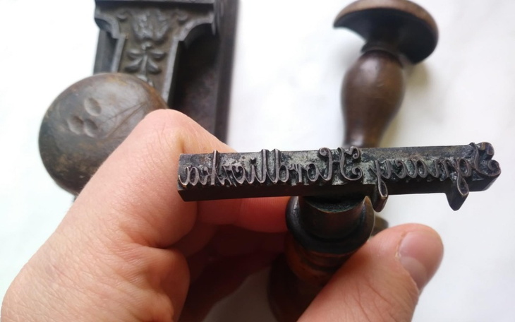 Zbiórka Pieczęcie Huty Szkła Hordliczki - zdjęcie główne