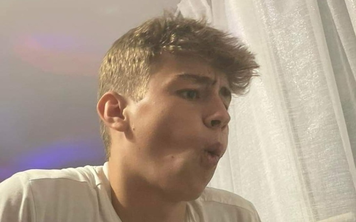 Zbiórka Fifa dla sajmona - zdjęcie główne