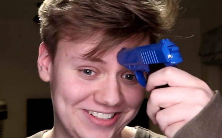 Zbiórka Potrzebuję pieniądze na monitor - zdjęcie główne