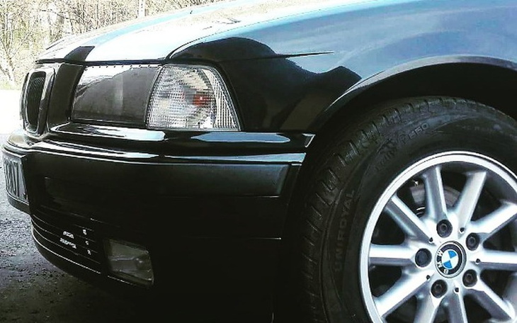 Zbiórka BMW E36 Compact Czarna Dama - zdjęcie główne