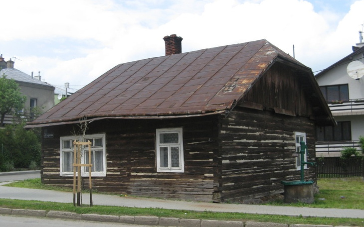 Zbiórka Na remont domu babci na wsi - zdjęcie główne