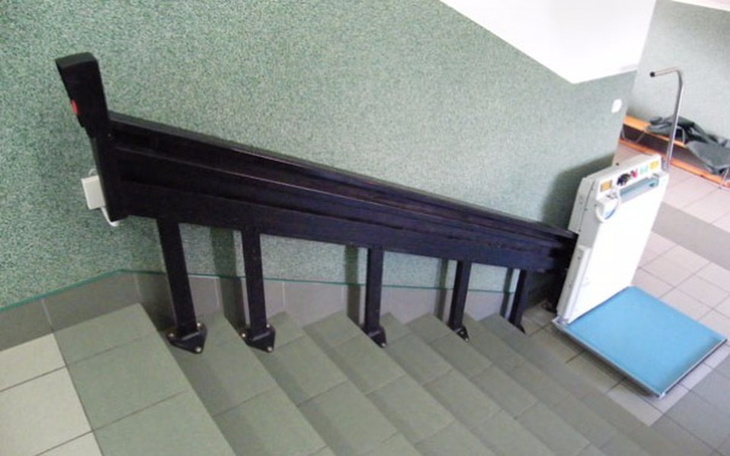 Zbiórka platforma dla wózka inwalidzkieg - zdjęcie główne