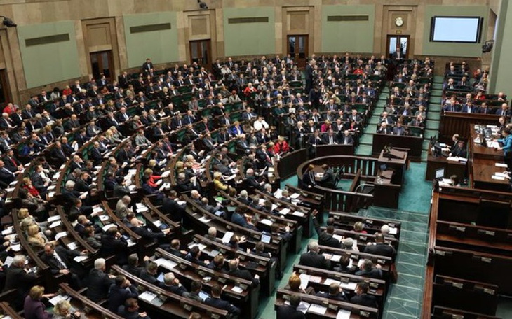 Zbiórka Przeciwko manipulacjom polityków - zdjęcie główne