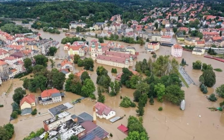 Zbiórka Pomoc dla mieszkańców Nysy - zdjęcie główne