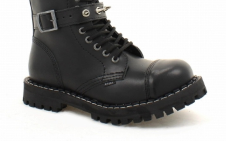 Zbiórka nie stać mnie na buty - zdjęcie główne