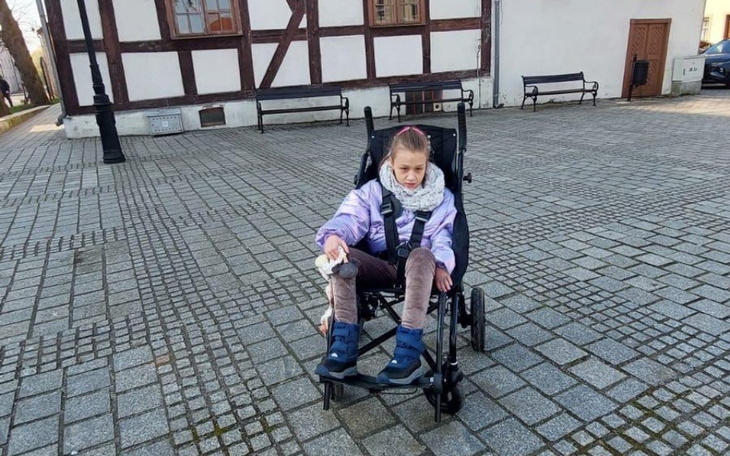 Zbiórka Zbieramy dla Julki z Polic - zdjęcie główne