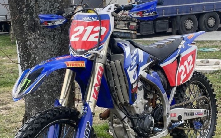 Zbiórka zbiórka na motor, crossa - zdjęcie główne