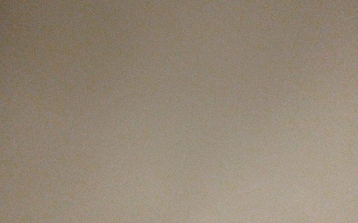 Jednolita, jasna powierzchnia bez szczegółów.