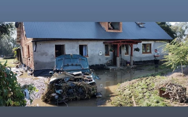 Zbiórka Pomoc po powodzi dla rodziny. - zdjęcie główne