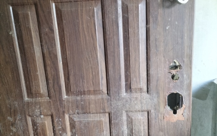 Zbiórka Na zakup drzwi wejściowych - zdjęcie główne