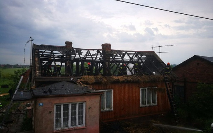 Zbiórka Poszkodowanym w pożarze domu. - zdjęcie główne