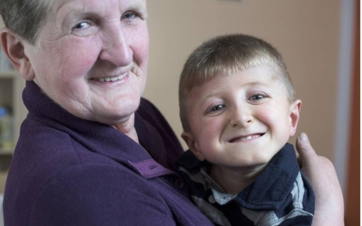 Zbiórka Pomoc dla Konradka i jego babci - zdjęcie główne