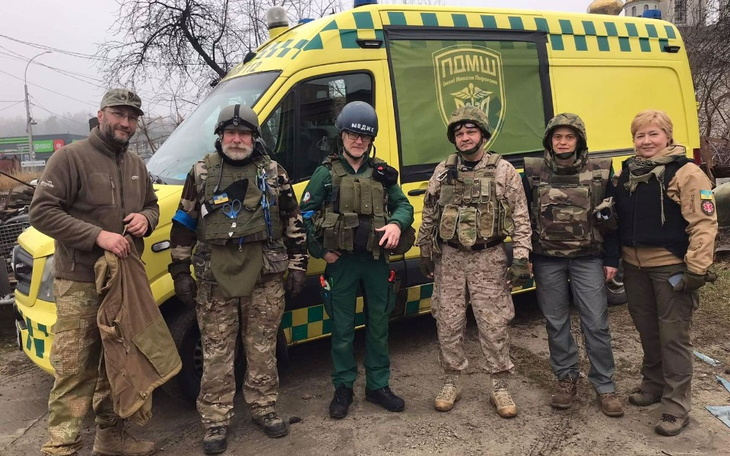 Zbiórka Szpitale mobilne na linii frontu - zdjęcie główne