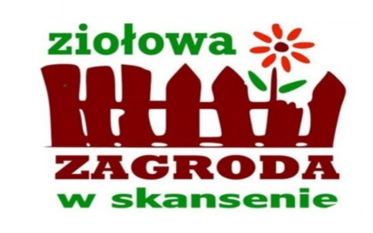 Zielona przestrzeń z ziołami w skansenie.