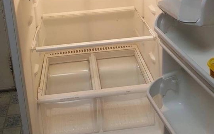 Zbiórka Potrzebuje na podstawowe jedzene - zdjęcie główne