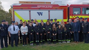 Zbiórka AED na remizie OSP Stypułów - miniaturka zdjęcia