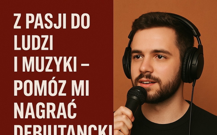 Młody mężczyzna z mikrofonem, mówi o swojej pasji do muzyki.