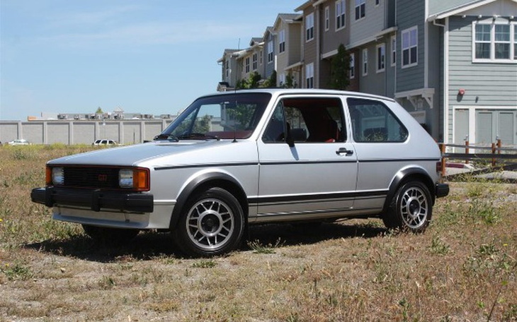 Zbiórka Volkswagen Golf mk1 - zdjęcie główne