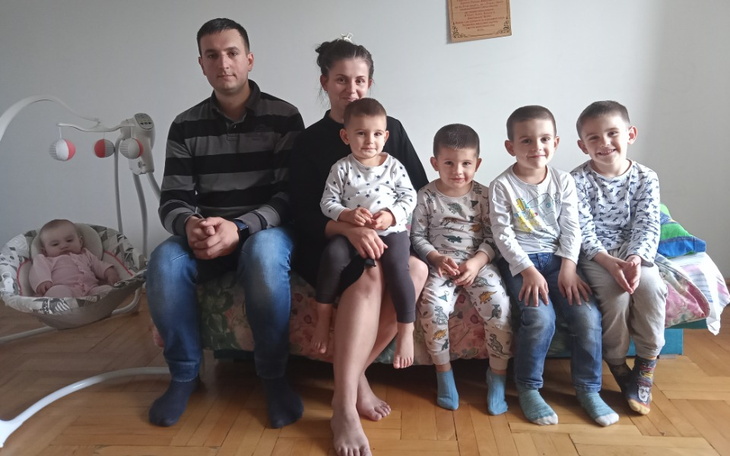 Zbiórka Aparat słuchowy dla matki wielu - zdjęcie główne