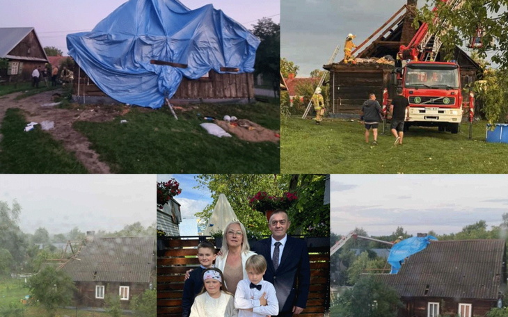 Zniszczony dom z niebieską plandeką, w tle rodzina i straż pożarna.