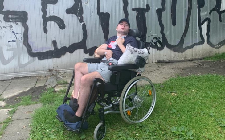 Zbiórka Pomóż obudzić Dennisa! - zdjęcie główne