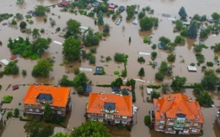 Zbiórka Zbiórka dla powodzian w żaganiu - zdjęcie główne