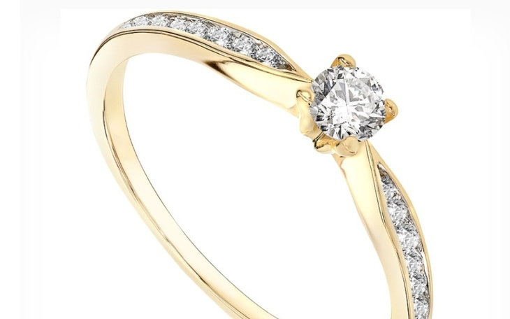 Zbiórka Na pierścionek zaręczynowy.. - zdjęcie główne