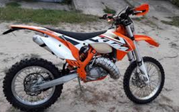 Zbiórka Na crossa KTM 125cc ... - zdjęcie główne