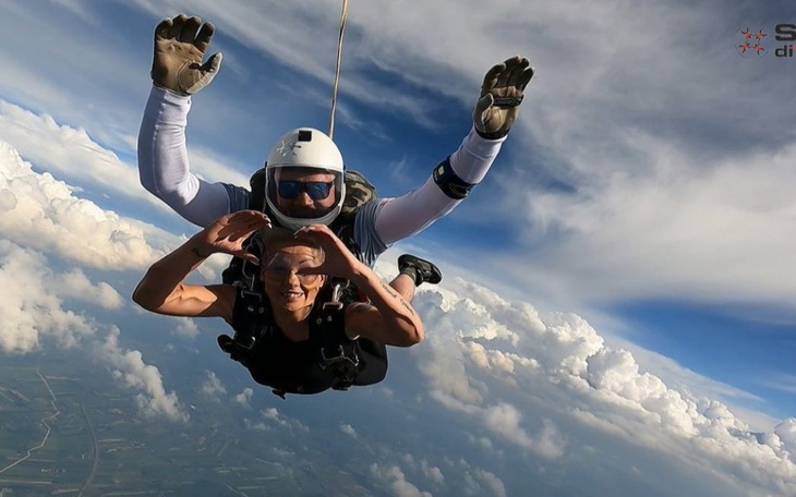 Zbiórka Na kurs skoczka spadochronowego - zdjęcie główne