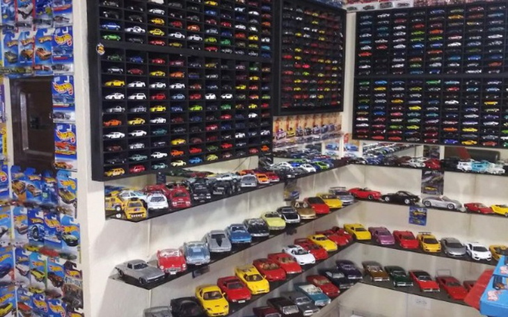 Zbiórka Modele samochodów w skali 1 43 - zdjęcie główne