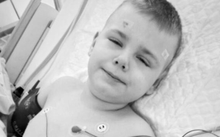 Zbiórka Na leczenie Kacperka pomocy - zdjęcie główne