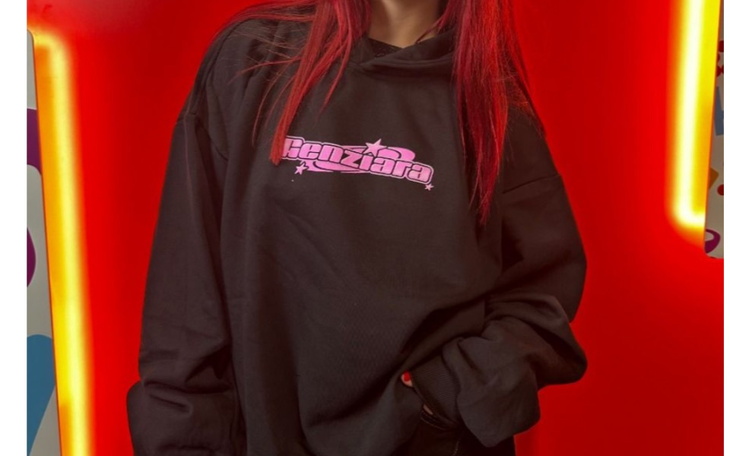 Zbiórka Na bluzy dla Administracji - zdjęcie główne