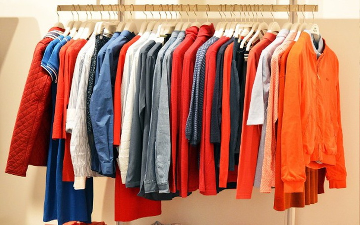 Zbiórka Wymiana garderoby super kobiecie - zdjęcie główne